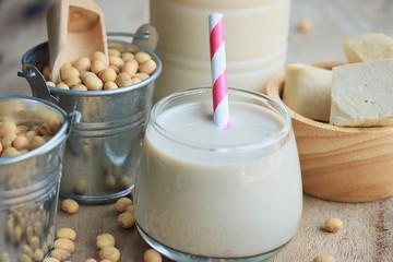 soy milk with soybean