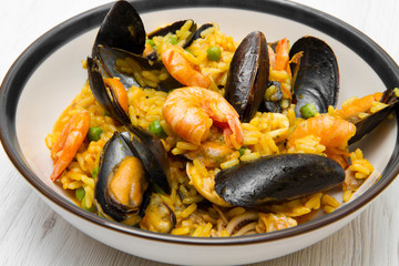 piatto di paella valenciana