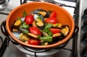 cozze al pomodoro