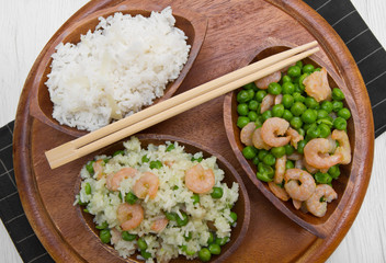 riso gamberi e piselli, cucina cinese