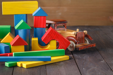 Fototapeta premium Drewniane zabawki kolorowe klocki