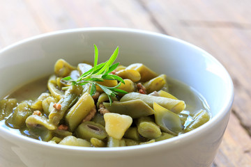 frischer Bohneneintopf