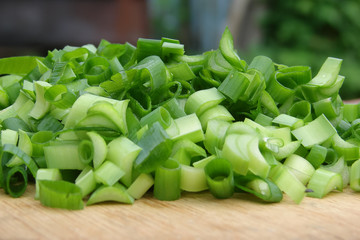Big pile of fresh sliced green onions
