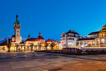 Fototapeta na wymiar Beautiful architecture of Sopot at night, Poland.