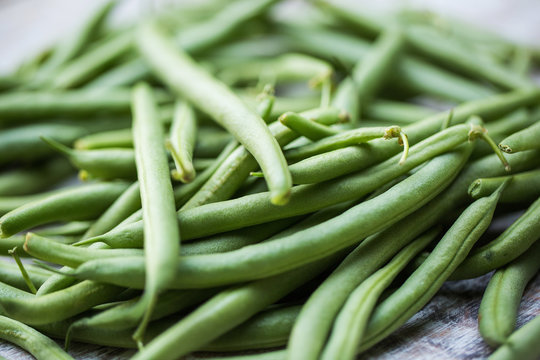 Fresh, organic green beans