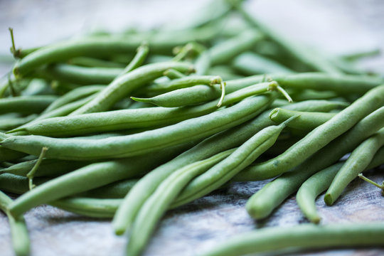 Fresh, organic green beans