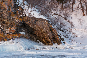 Grotto in the rocks.