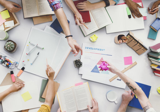 Brainstoming Gruoup of people Working Concept