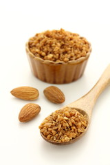 アーモンドプラリネ