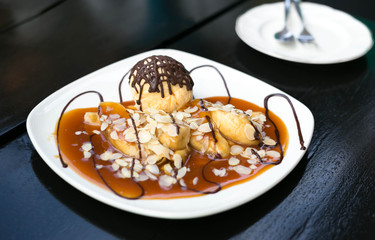 Bananas crepe and  ice cream