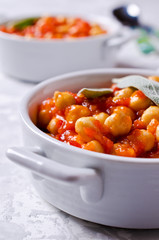 Chickpeas cooked with  sauce