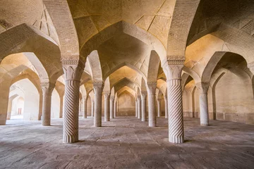 Fototapeten Beautiful columns in Vakil Mosque, Shiraz, Iran © Mazur Travel