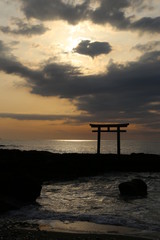 神磯鳥居 / 茨城県の大洗にて神磯鳥居を撮影しました。