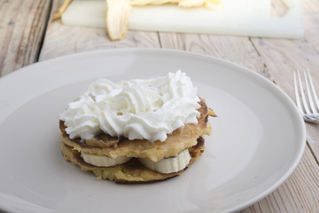 Pancake with Banana and cream