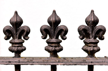 Fler de lis railing finials © Peter Cripps