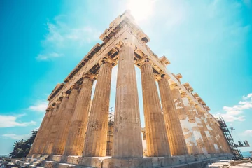Poster Ultrawide shot of ruins of Parthenon temple of goddes Athena in Acropolis, Athens, Greece © aetherial