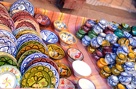 Traditional arabic handcrafted, colorful decorated plates shot at the market
