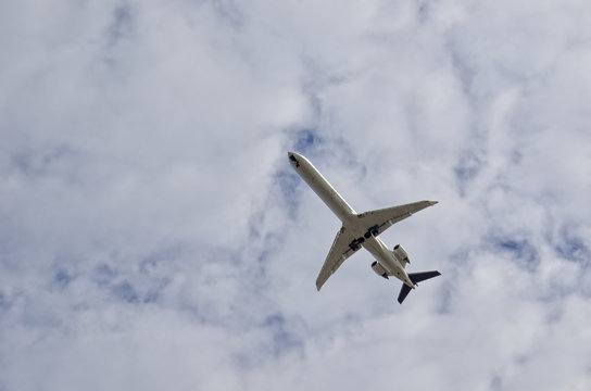 AIRPLANE IN THE SKY - SAMOLOT NA NIEBIE