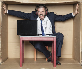 more space for working comfortably