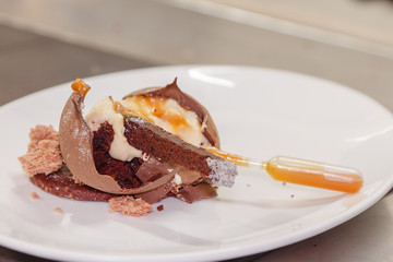 Chocolate dessert with ice and caramel