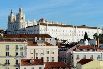 Fototapeta na wymiar Monastery of Sao Vicente de Fora and Porto Pantheon view