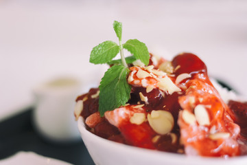 Strawberry ice cream