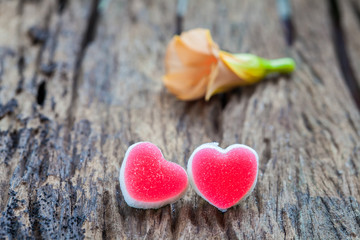 Obraz premium Red heart on wood background/ Valentines day