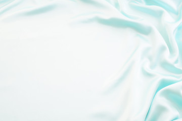 サテン生地のドレープ