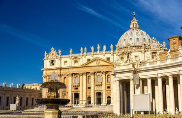 Obraz premium The Papal Basilica of St. Peter in the Vatican
