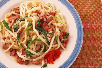 沖縄料理　沖縄そばチャンプルー