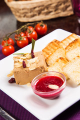 goose pate with crackers