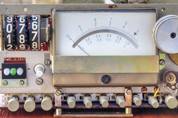 Electronic device with measuring scales closeup