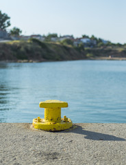 Naklejka premium Cleat for mooring boats. Space for text insertion on the right