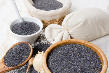 Poppy Seed Heaps