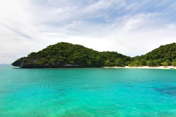 Fototapeta na wymiar the paradise island in trang thailand 