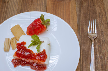 fresas y queso fresco