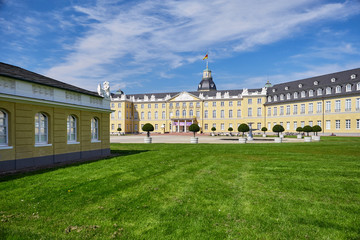 Fototapeta na wymiar Schloss Karlsruhe