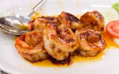 shrimp in curry sauce