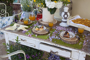 Tavolo in giardino 