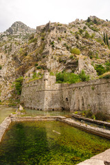 Fototapeta na wymiar Kotor north defence walls