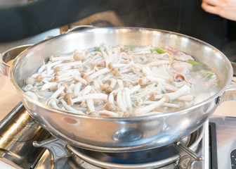 boil mushroom