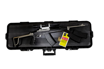 Assault combat automatic rifle high capacity with scope and case