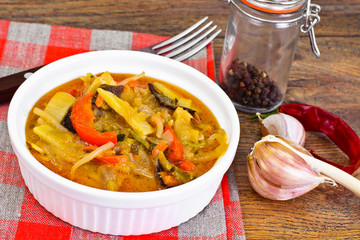 Bean Sprouts with Bell Peppers, Mushrooms Mun, Onions, Bamboo Sh