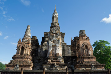 Fototapeta na wymiar Ancient city in historic national park in Sukhothai province of