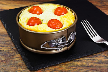 Kish with Ricotta, Cherry Tomatoes and Mint