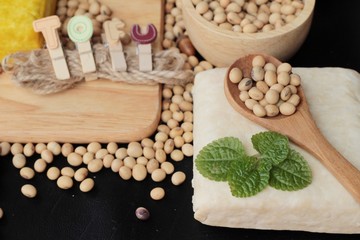 Tofu and soybeans is delicious.