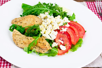 Chicken Fillet with Arugula Lettuce, Tomato with Egg