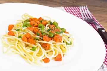 Vegetarian Pasta Spaghetti with Diced Carrots and Green Peas