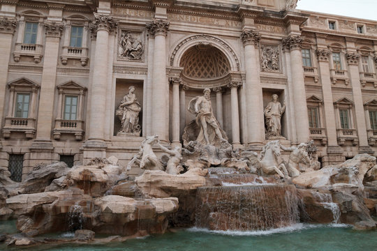 Trevi fountain - Rome Italy
