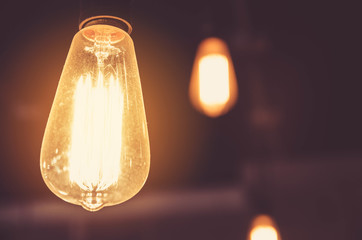 beautiful retro light bulb decor, vintage style
